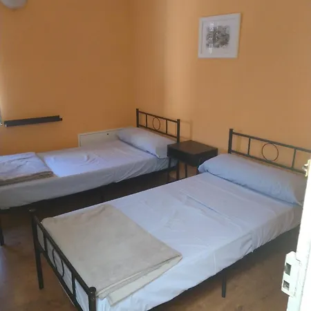 Hostel Luz De *